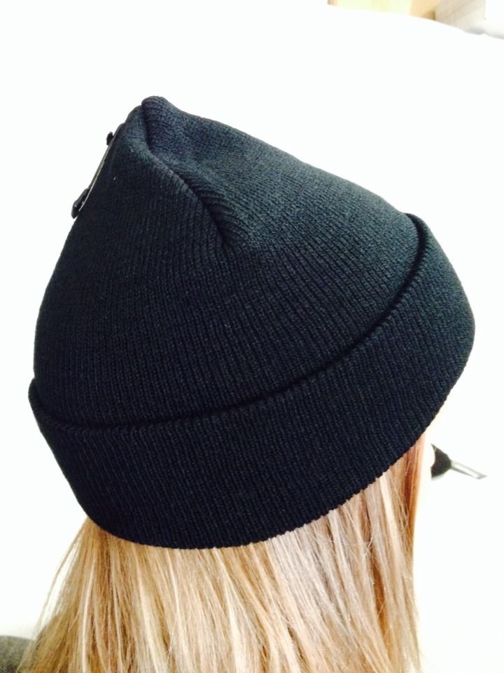 Beanie Acrylic Knitted Black One Size Fits All