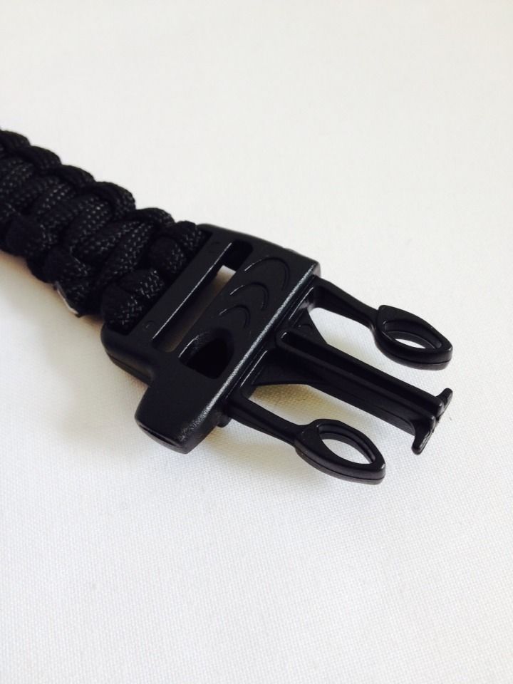Paracord Survival Bracelet Black Parachute Cord with Buckle and Whistle 2.65metres